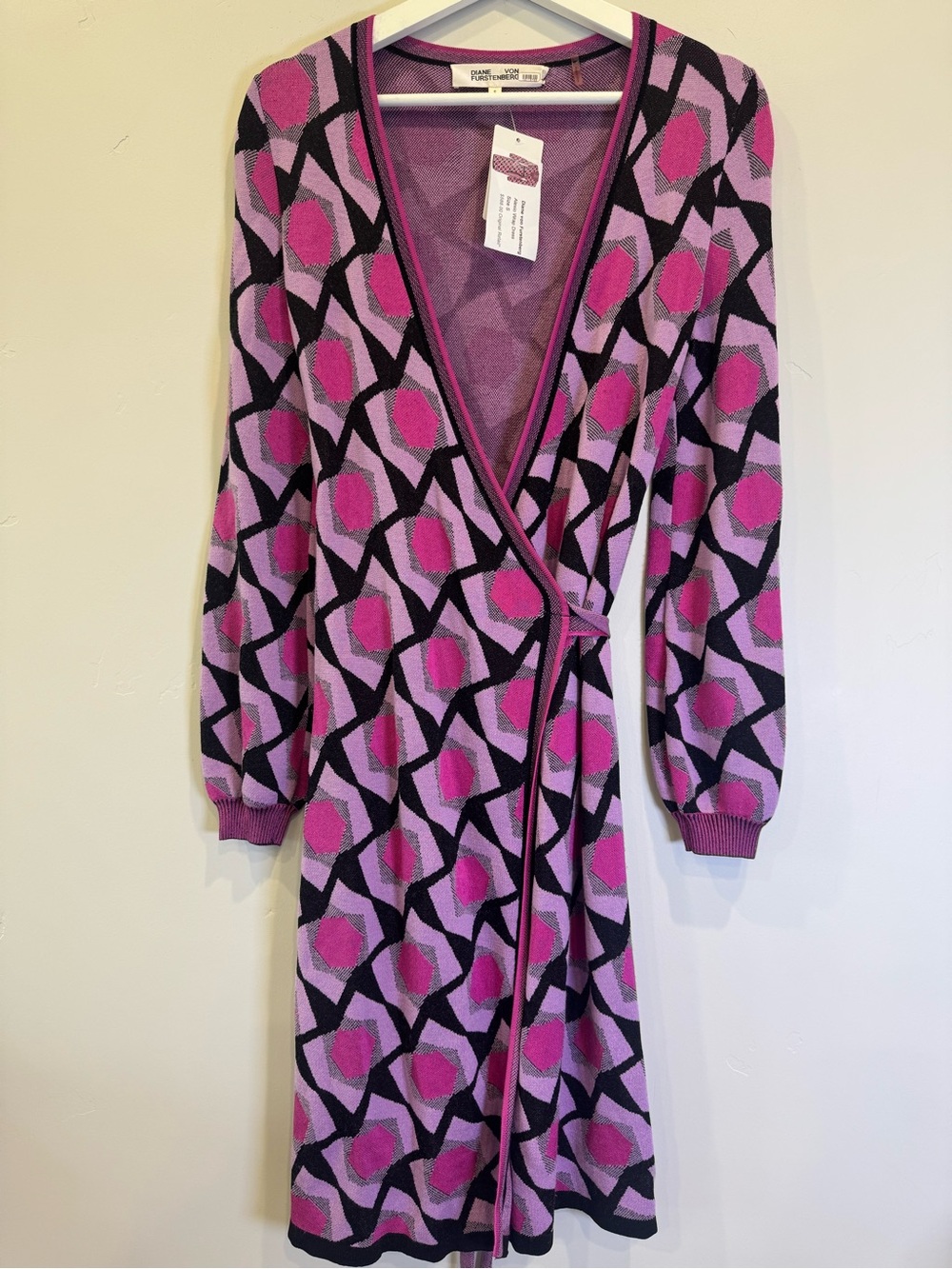 Diane Von Furstenberg Alexio Pink Geometric Wrap Knit Winter Wardrobe Dress - Picture 5 of 8